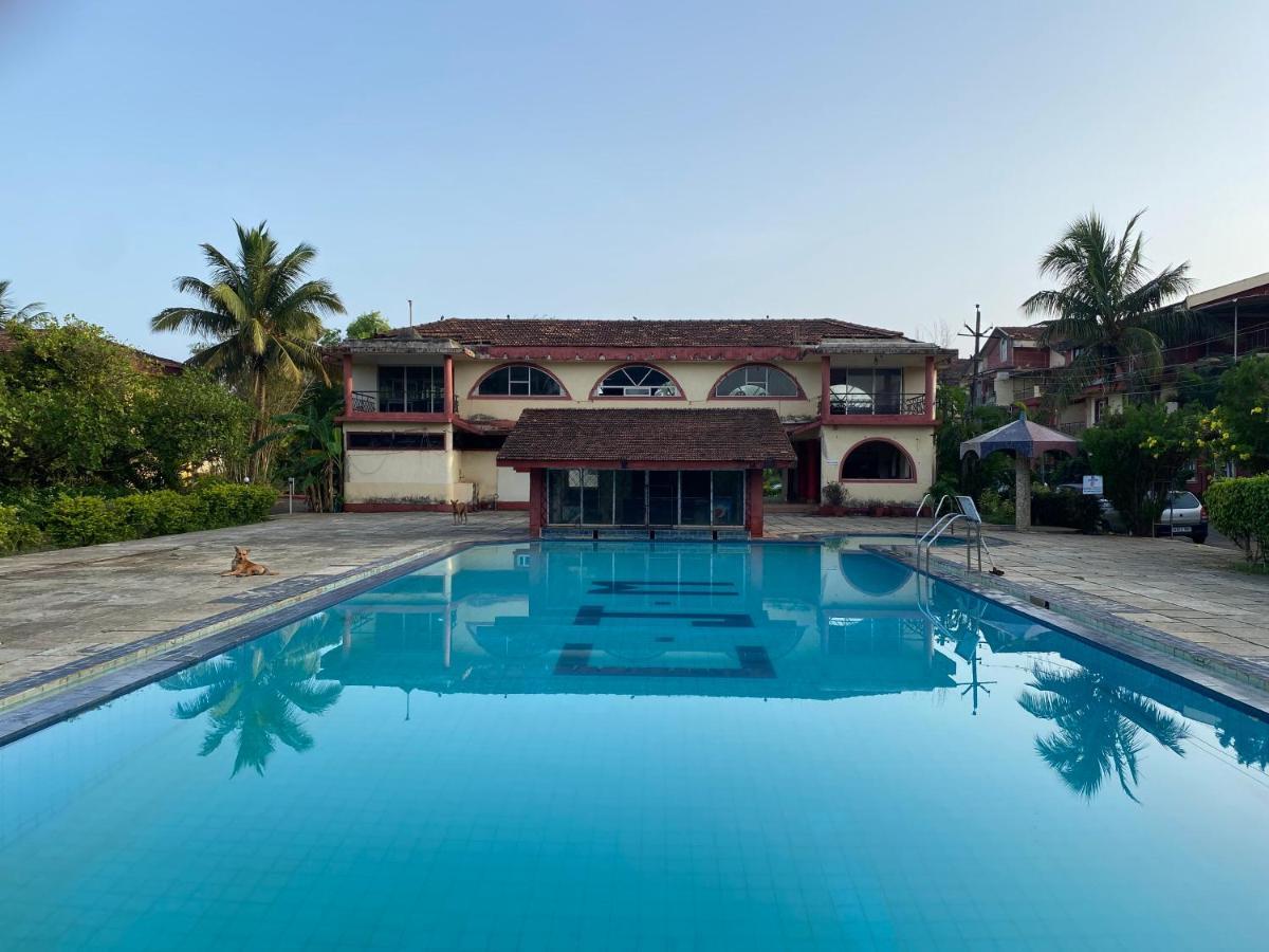 The Green Door Villa Close To Zalor Beach Varca Extérieur photo