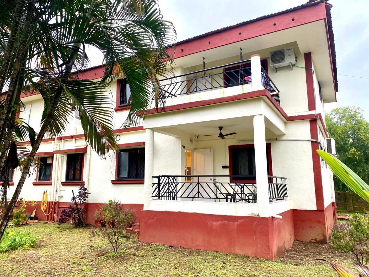 The Green Door Villa Close To Zalor Beach Varca Extérieur photo